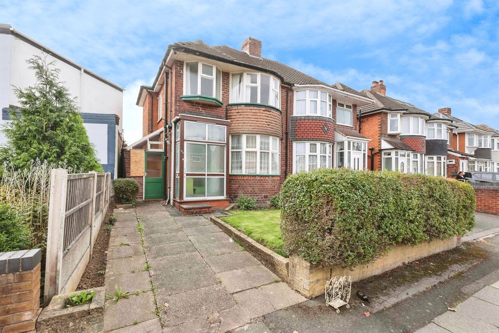 Property photo 1 of 15