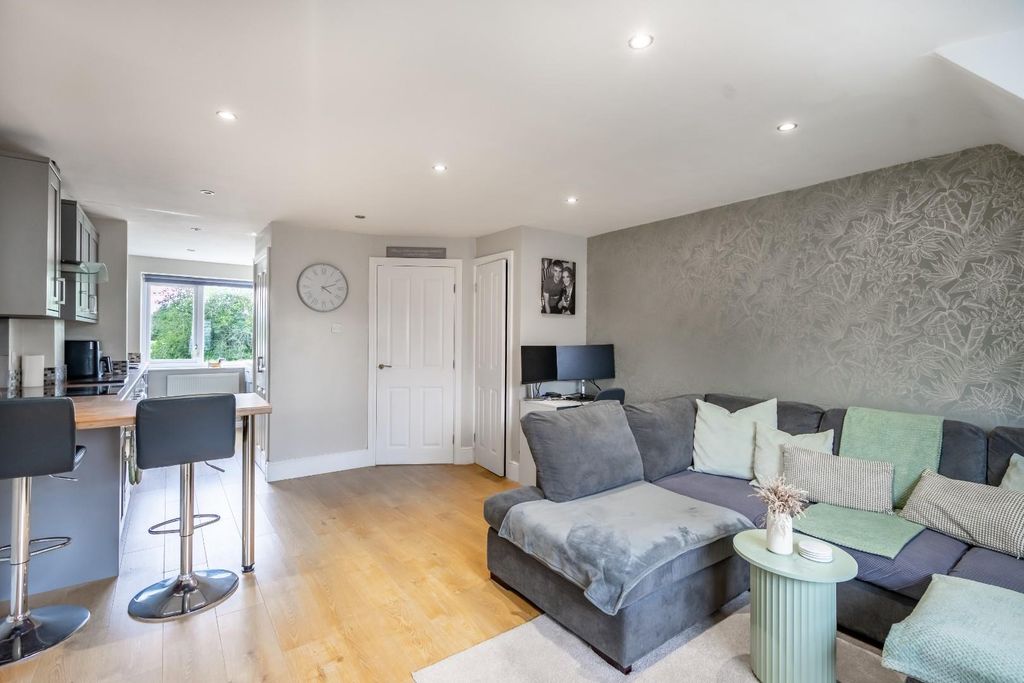 Property photo 2 of 10 20Wb-2.Jpg