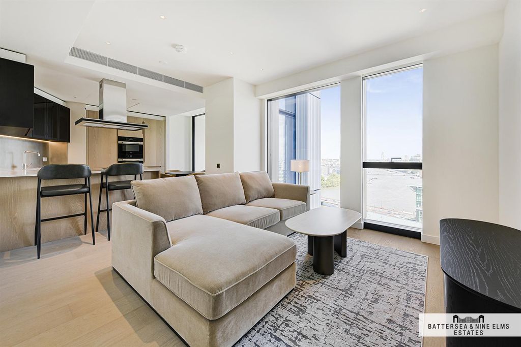 Property photo 1 of 28