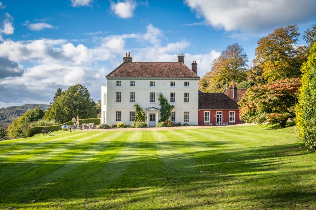 Property photo 1 of 33 Image