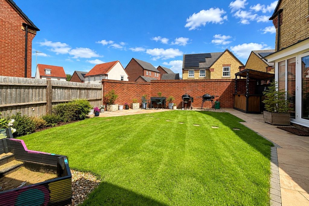 Property photo 2 of 29 Picture No. 29