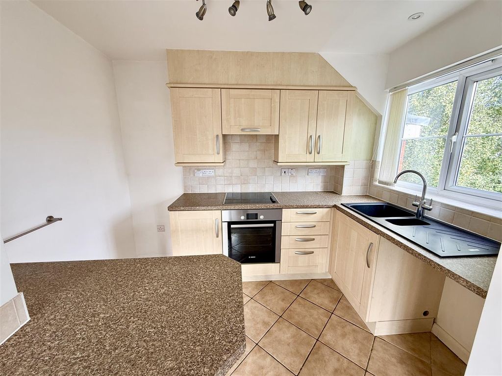 Property photo 2 of 13 Kitchen