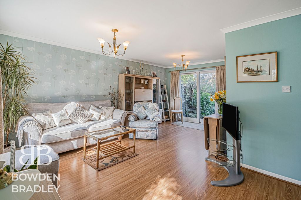 Property photo 2 of 15