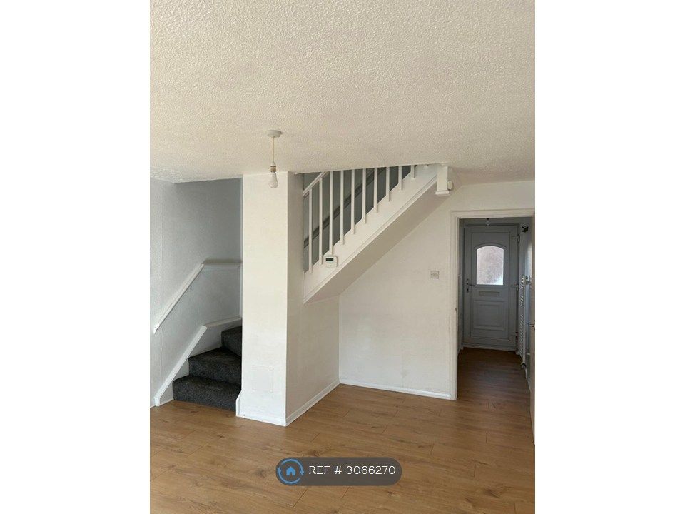 Property photo 3 of 9 Stairs