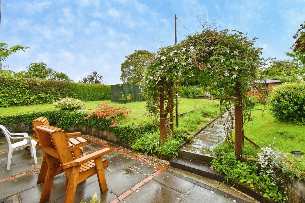 Property photo 2 of 20 Pbox-Img.Jpg