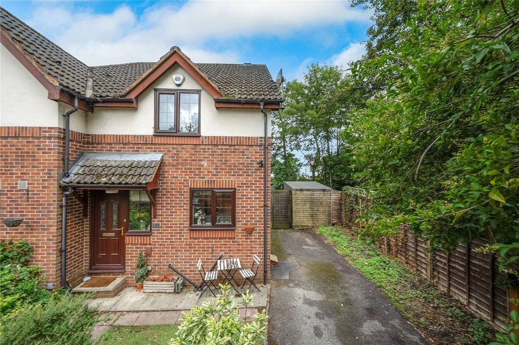 Property photo 1 of 16 Picture No. 04