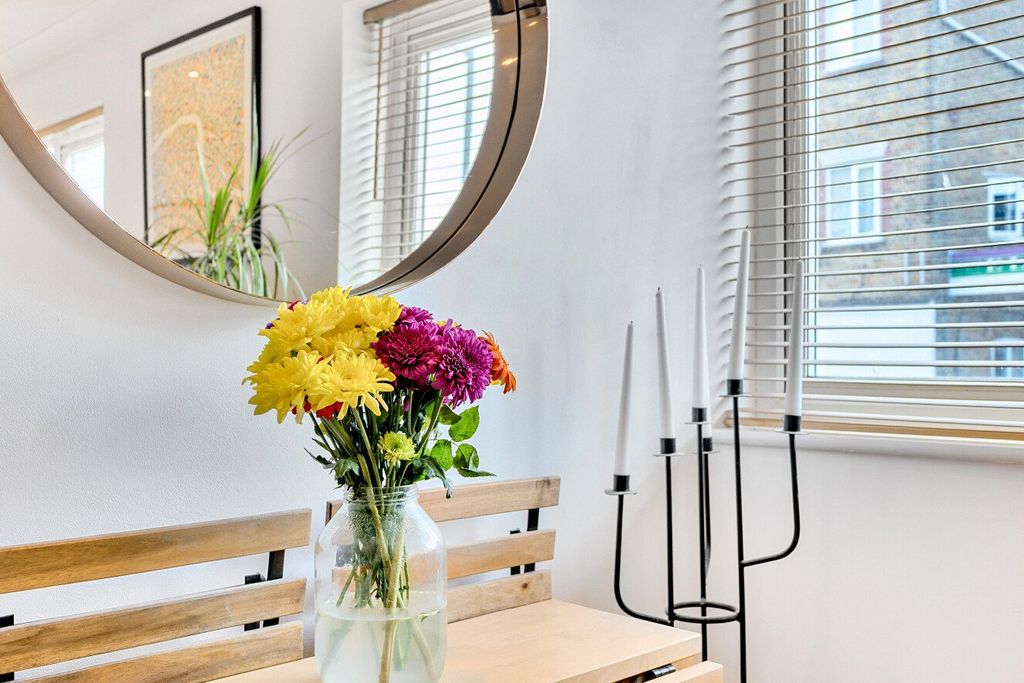 Property photo 2 of 11 Picture No. 15