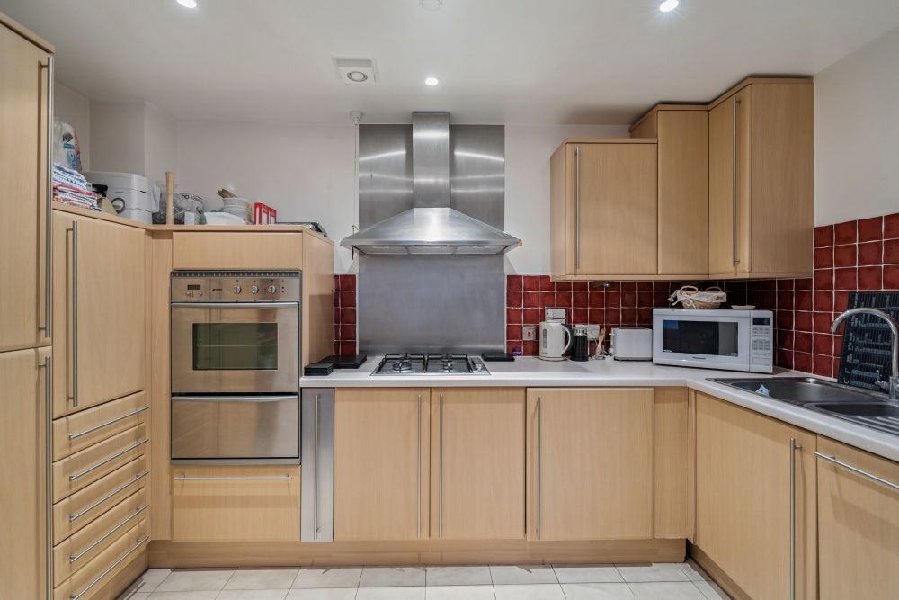 Property photo 3 of 9