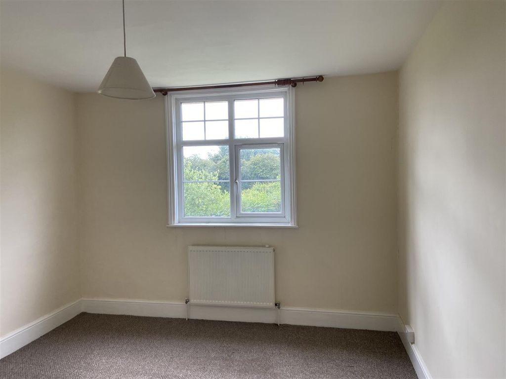 Property photo 3 of 11 Img_8589.Jpg