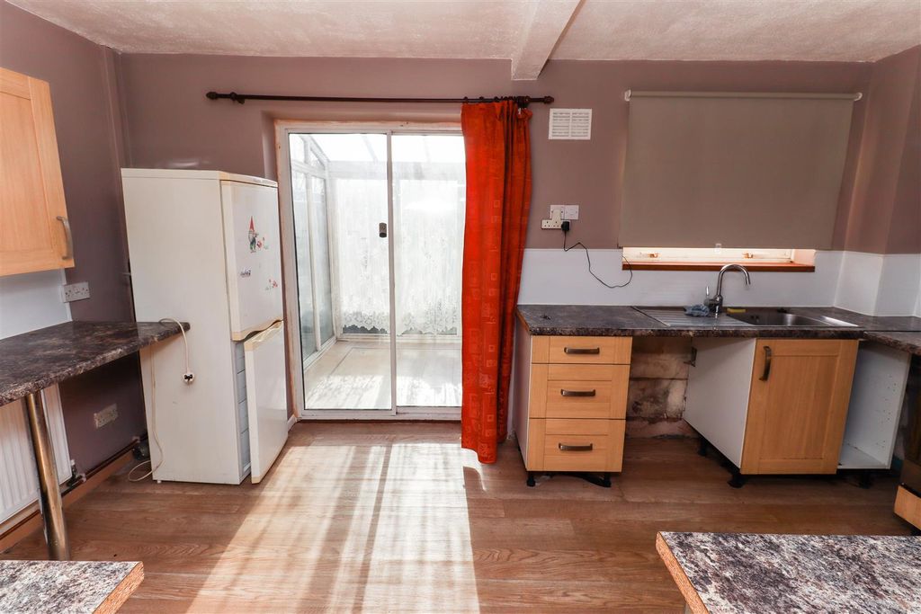 Property photo 3 of 13 Img_9531.Jpg