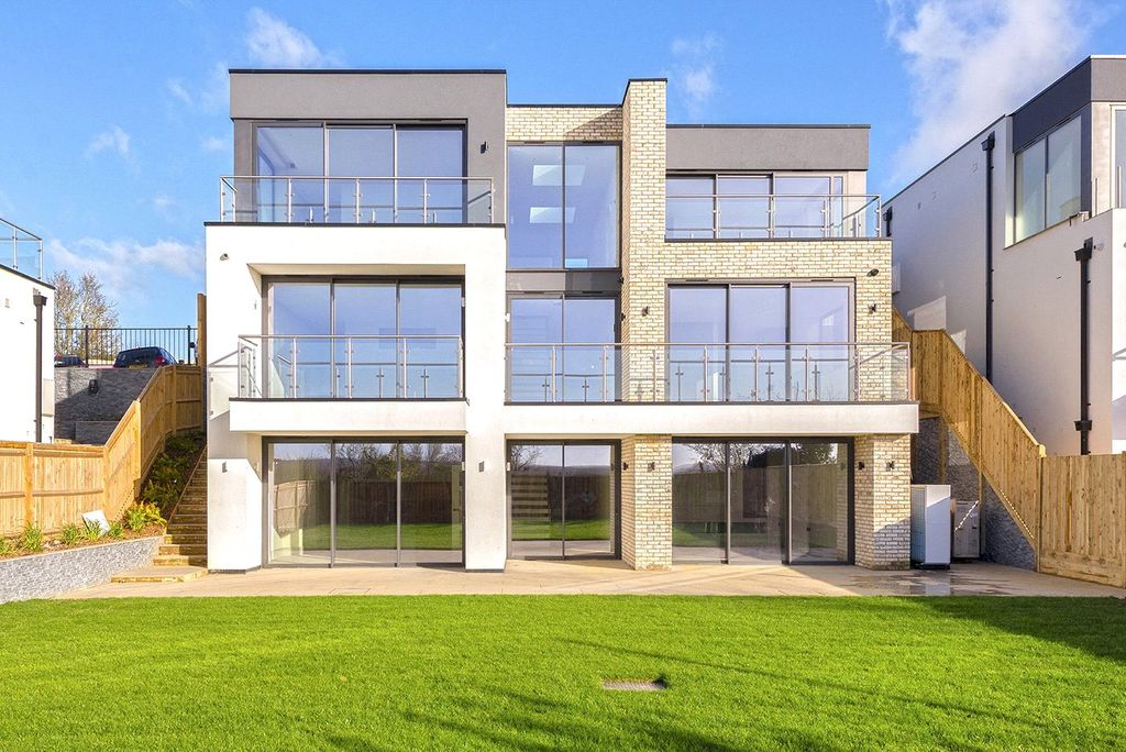 Property photo 1 of 24 Front Photo