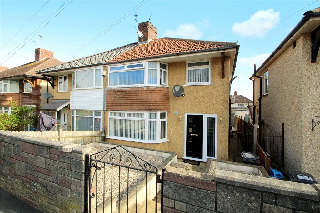 Property photo 2 of 21 Picture No. 29
