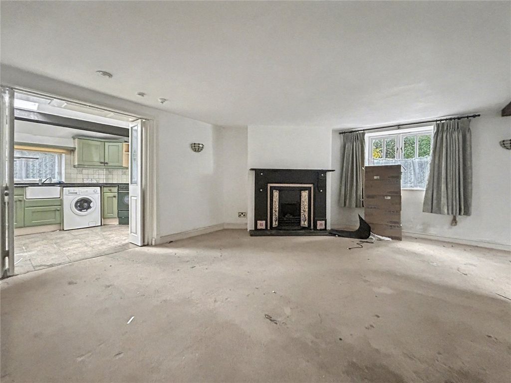 Property photo 3 of 13 Picture No. 11