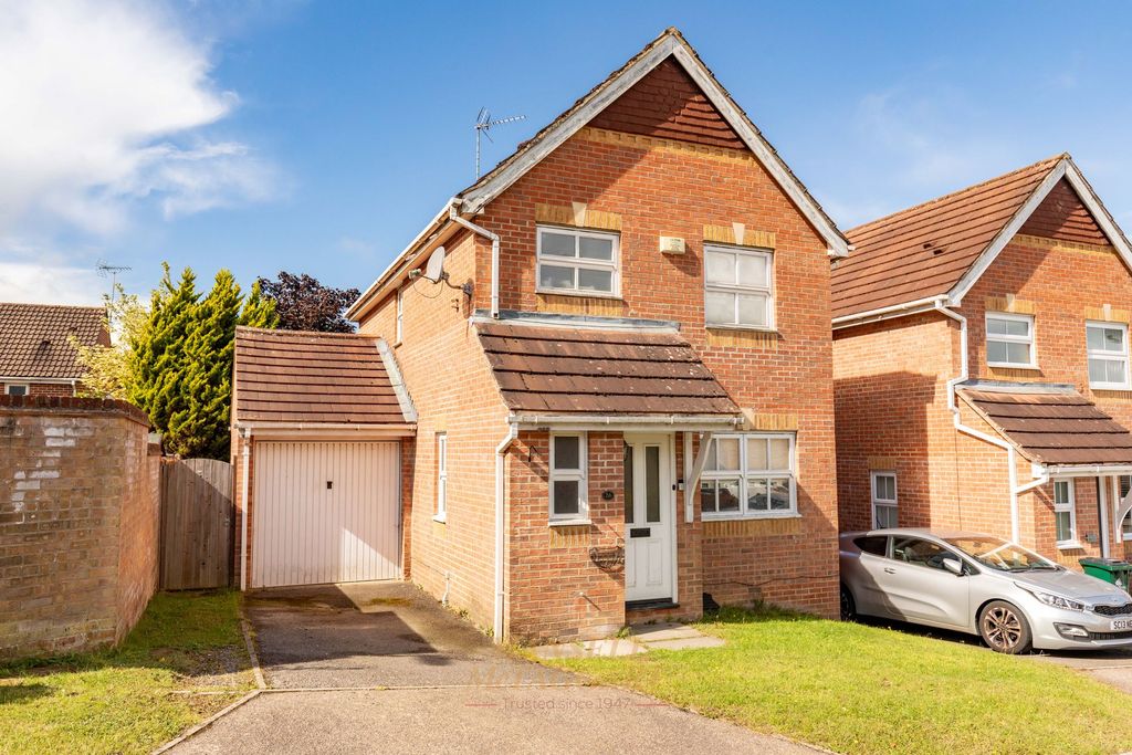 Property photo 1 of 18