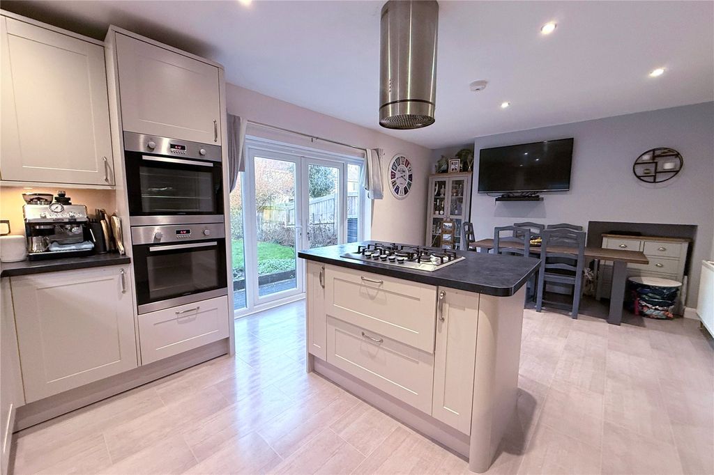 Property photo 3 of 15 Picture No. 07