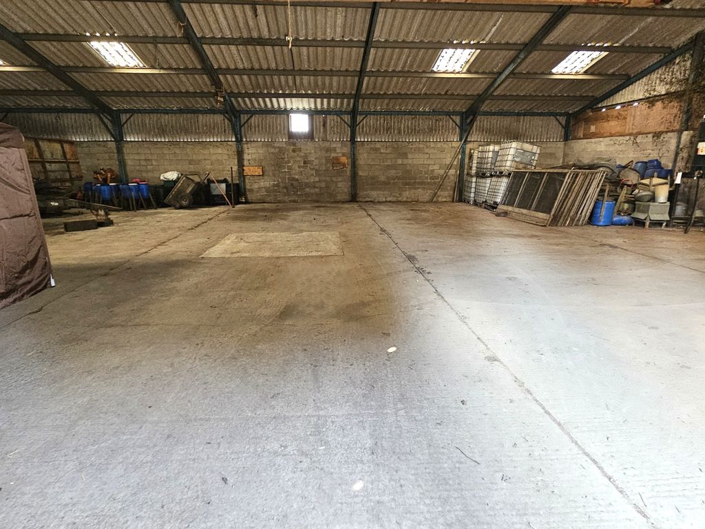 Property photo 2 of 4