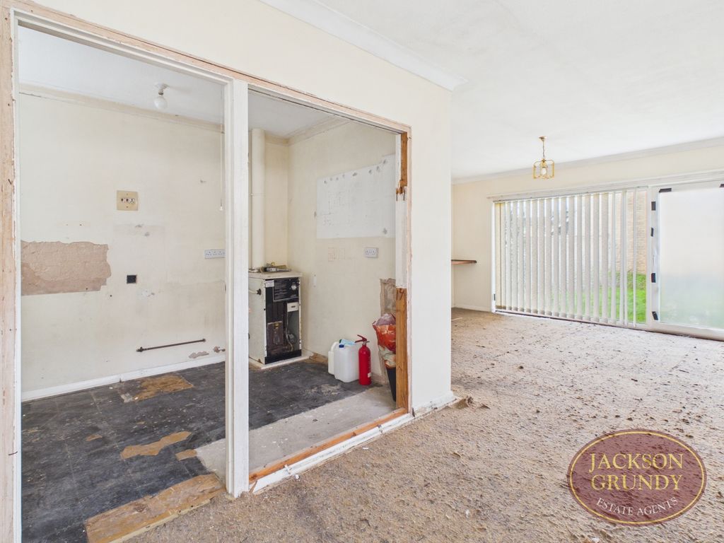 Property photo 3 of 16 Hesketh Road