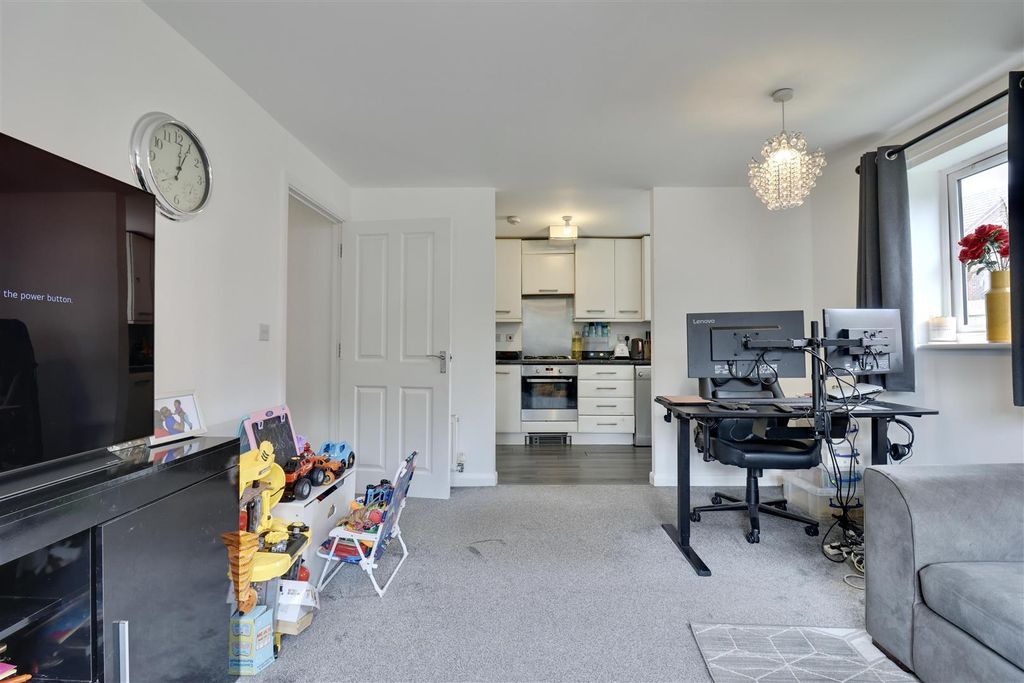 Property photo 3 of 10 1A55319D-E781-4Ffd-8D22-Cac848De8C27_1_201_A.Jpeg