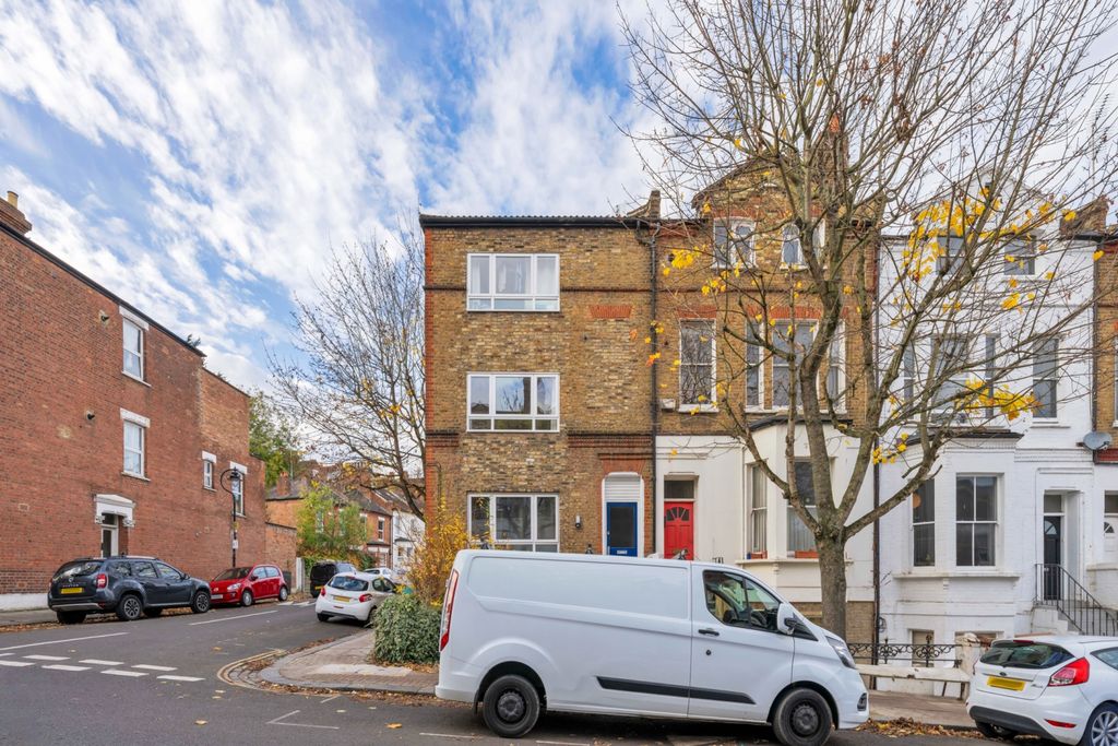 Property photo 2 of 13 Dsc00831