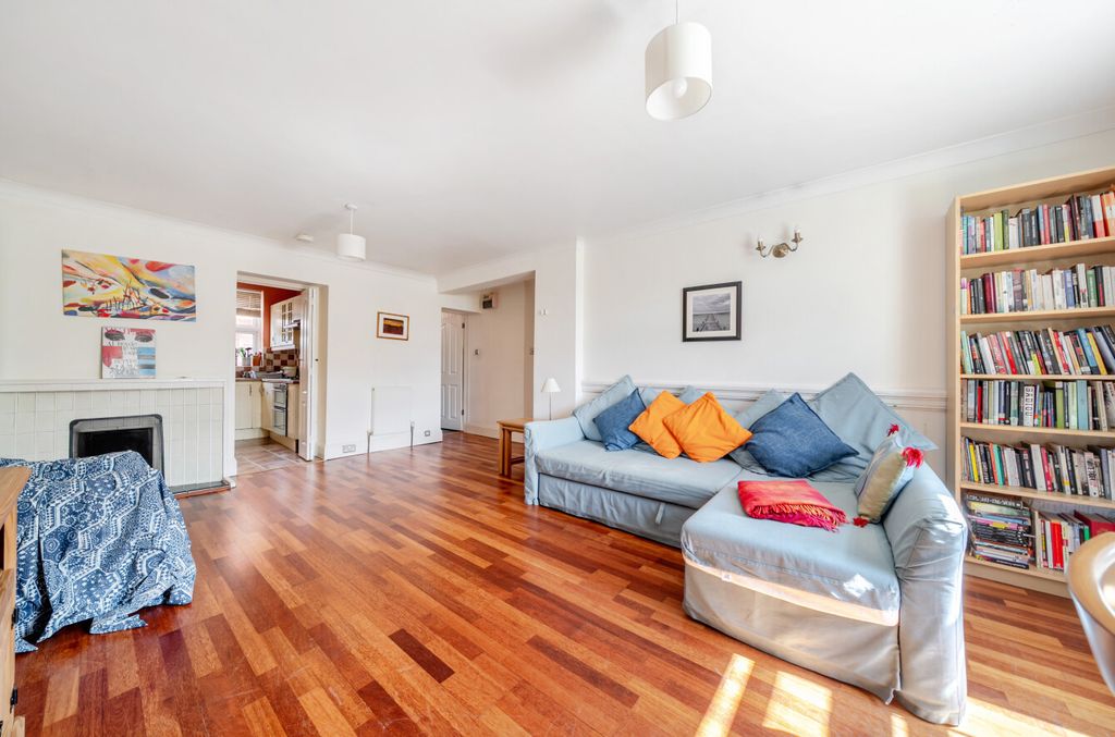 Property photo 3 of 18 1449154-2-69E62Ec...