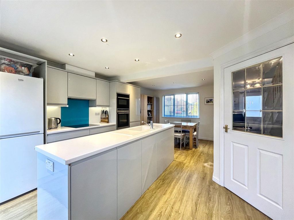 Property photo 3 of 18 Img_3324.Jpg