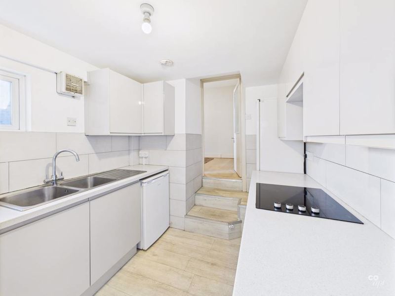 Property photo 2 of 13 Photo 24