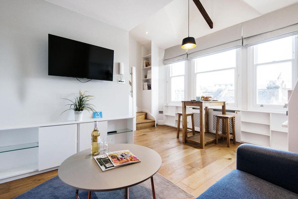 Property photo 1 of 16 08.Jpg