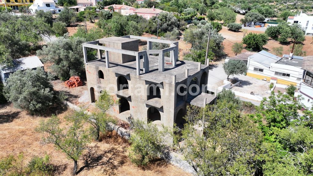 Property photo 3 of 4