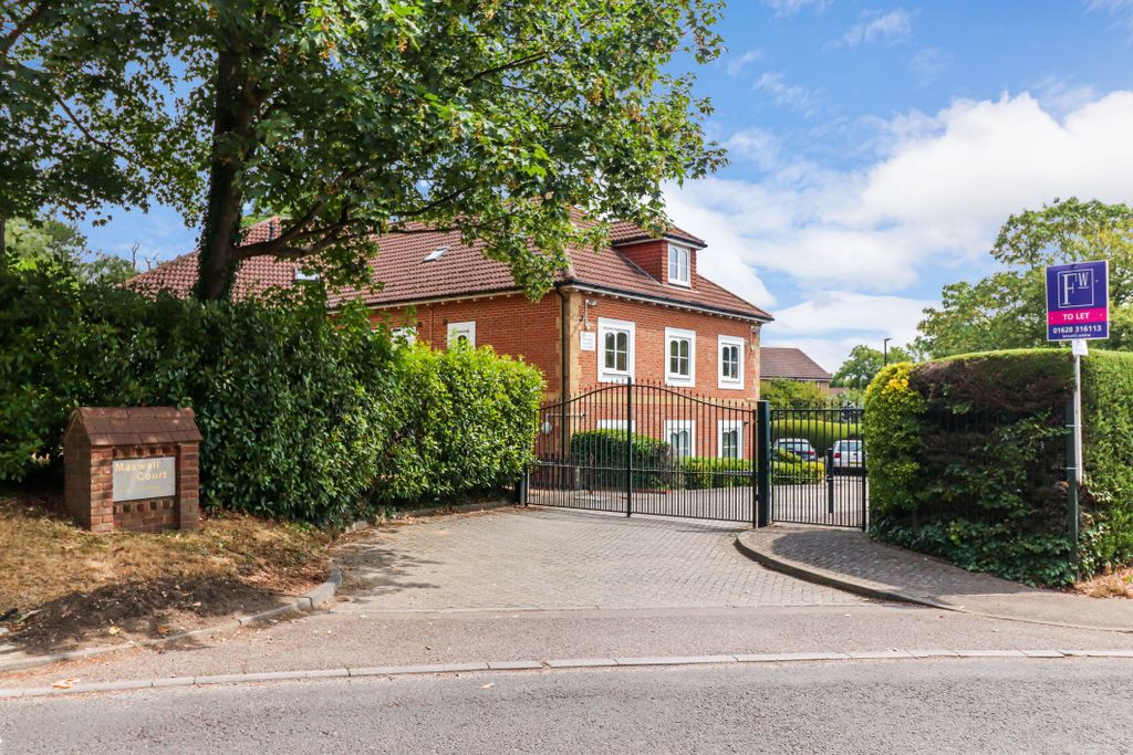 Property photo 1 of 35