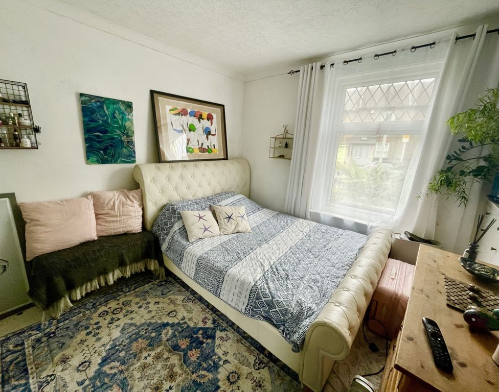Property photo 3 of 16 Ceb91F39-58E9-46c4-B7B1-77Efc2ccc512