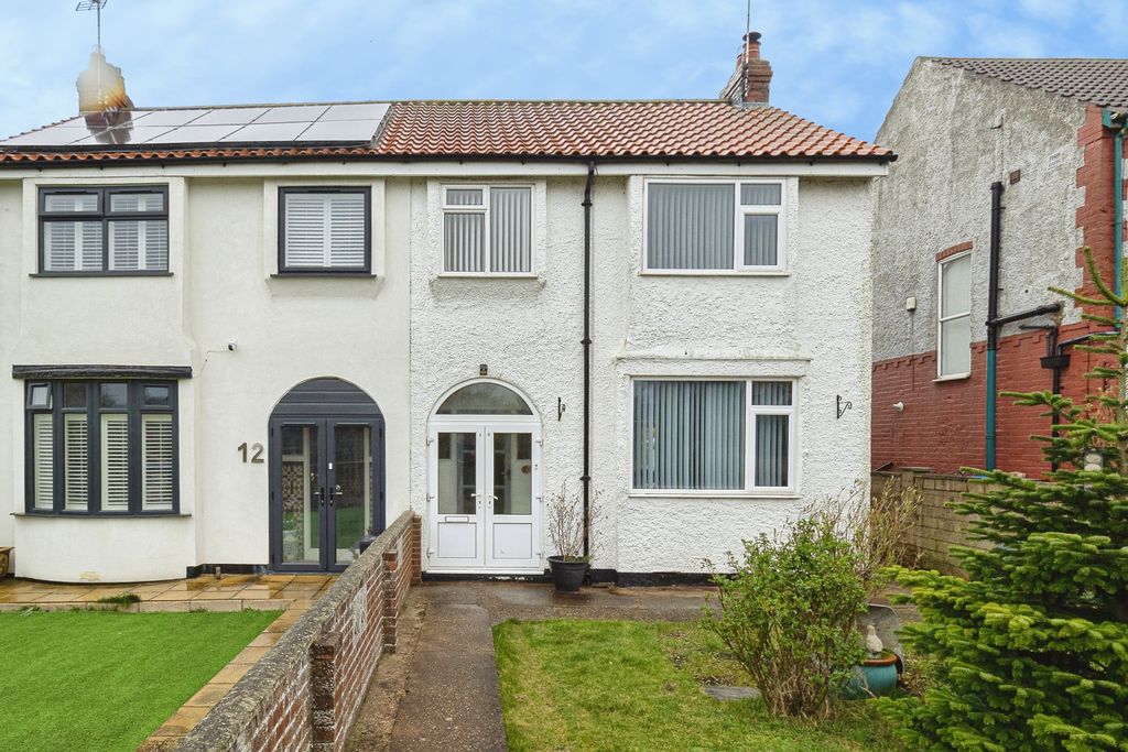 Property photo 1 of 15 Front