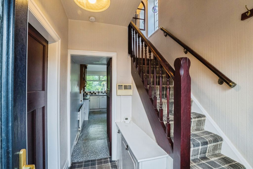 Property photo 2 of 16 Pbox-Img.Jpg