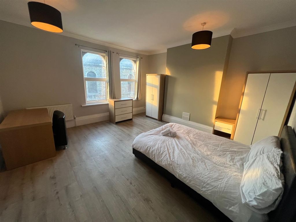 Property photo 3 of 5 Img_0681.Jpg