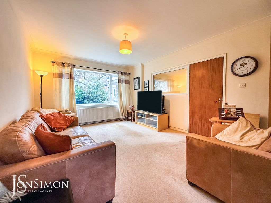 Property photo 3 of 22