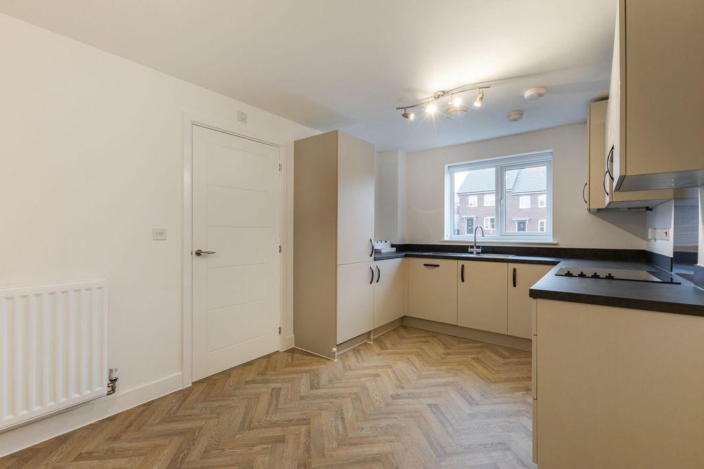 Property photo 3 of 9 Photo