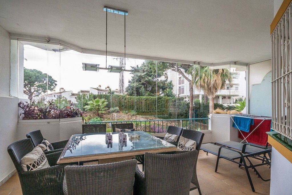 Property photo 3 of 9 Terrace 2