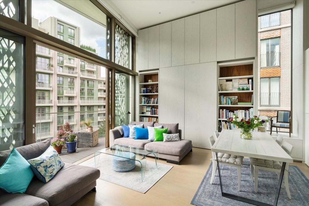 Property photo 1 of 32 Image