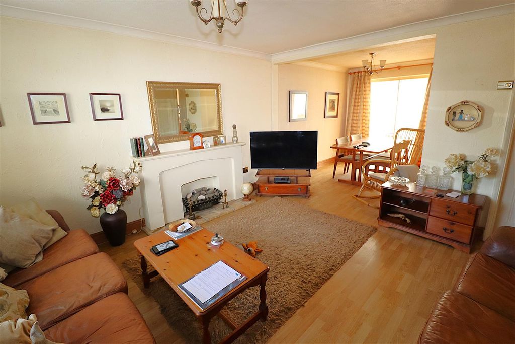 Property photo 2 of 13 Lounge 1.Jpg