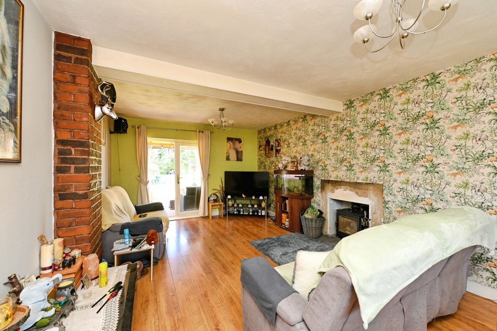 Property photo 3 of 19 Pbox-Img.Jpg