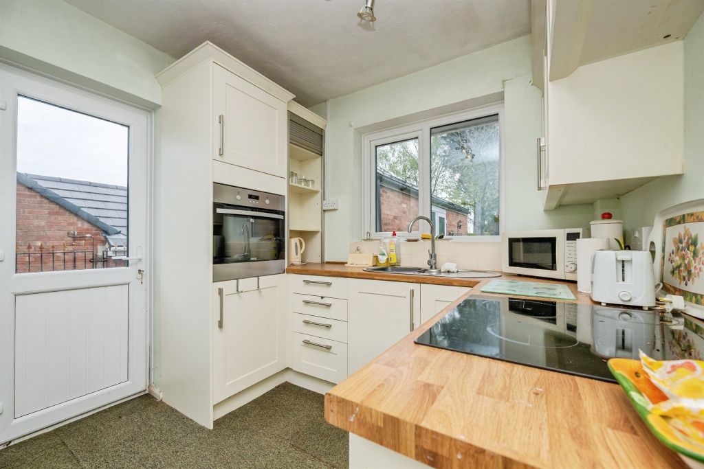 Property photo 2 of 20