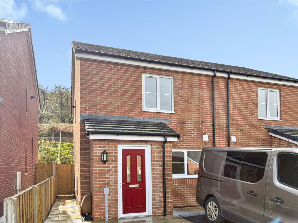 Property photo 1 of 16 Picture No. 23