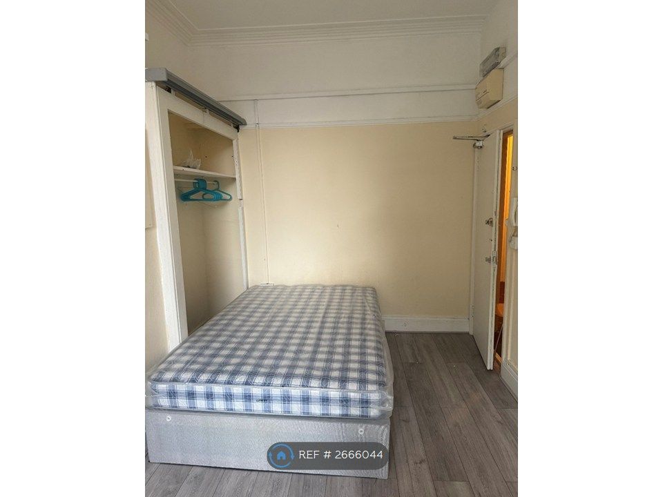 Property photo 3 of 3