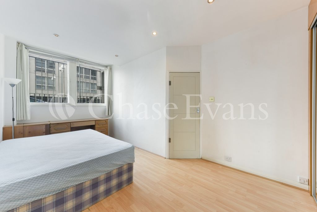 Property photo 3 of 11 Metro Central Height