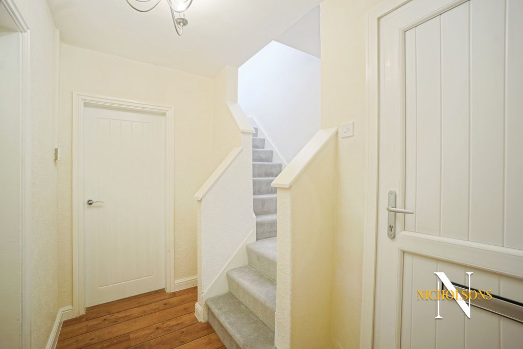 Property photo 3 of 18 4291546