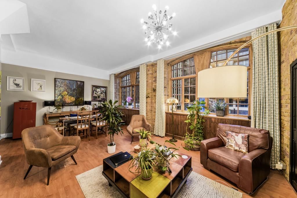 Property photo 2 of 8