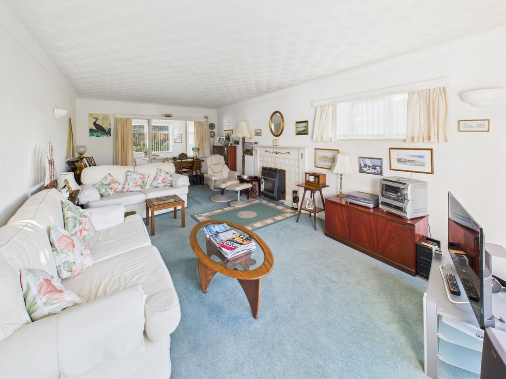 Property photo 2 of 16 Gallery