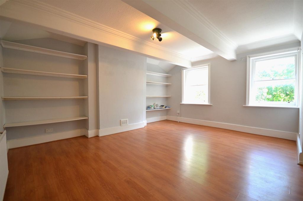 Property photo 3 of 7 Recep1.Jpg