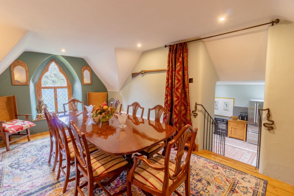 Property photo 3 of 37 Dining Room