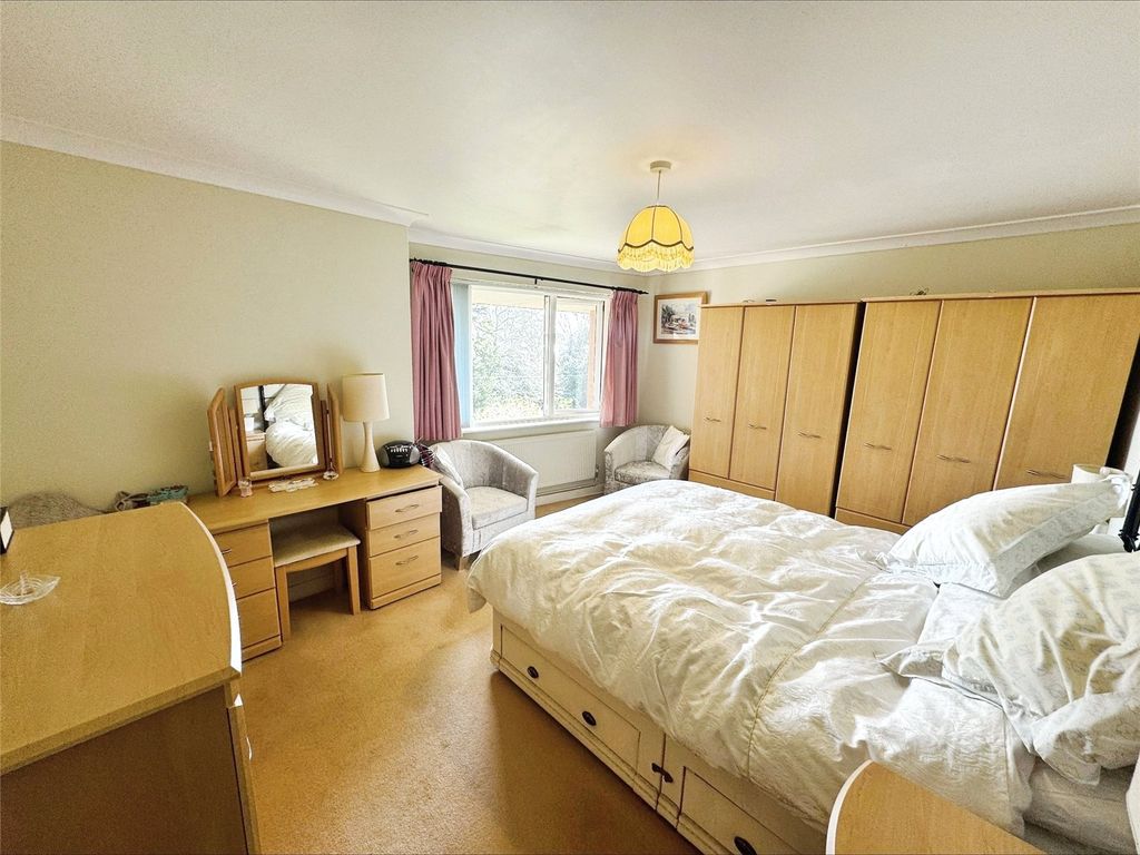 Property photo 3 of 13 Bedroom 1