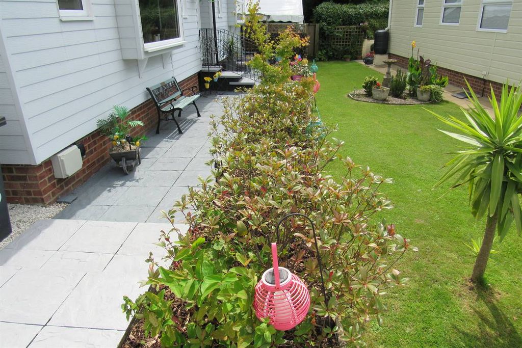 Property photo 3 of 29